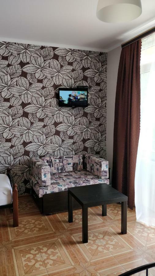Tikhaya Gavan Guest House Gagra Luaran gambar